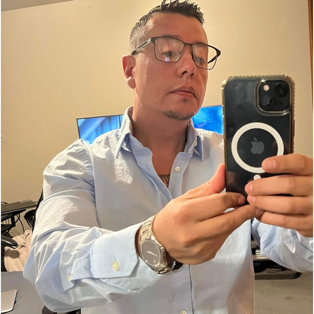 Meet your Posher, Gabriel